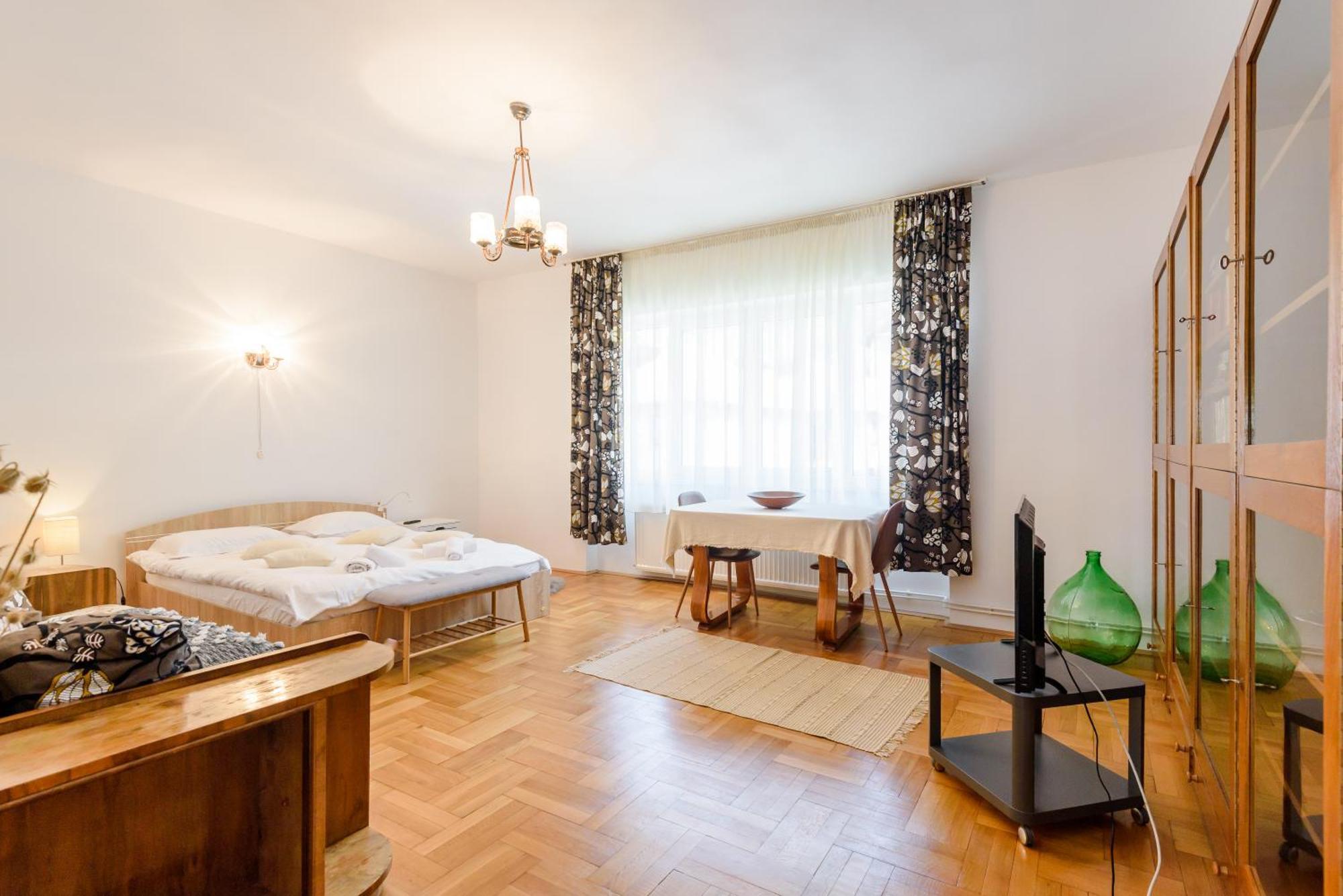 Ferienwohnung Casa Cu Cires Brașov Exterior foto